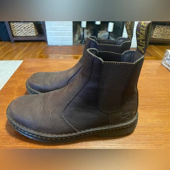 Dr. Martens | Shoes | Dr Marten Boots | Poshmark display picture 3